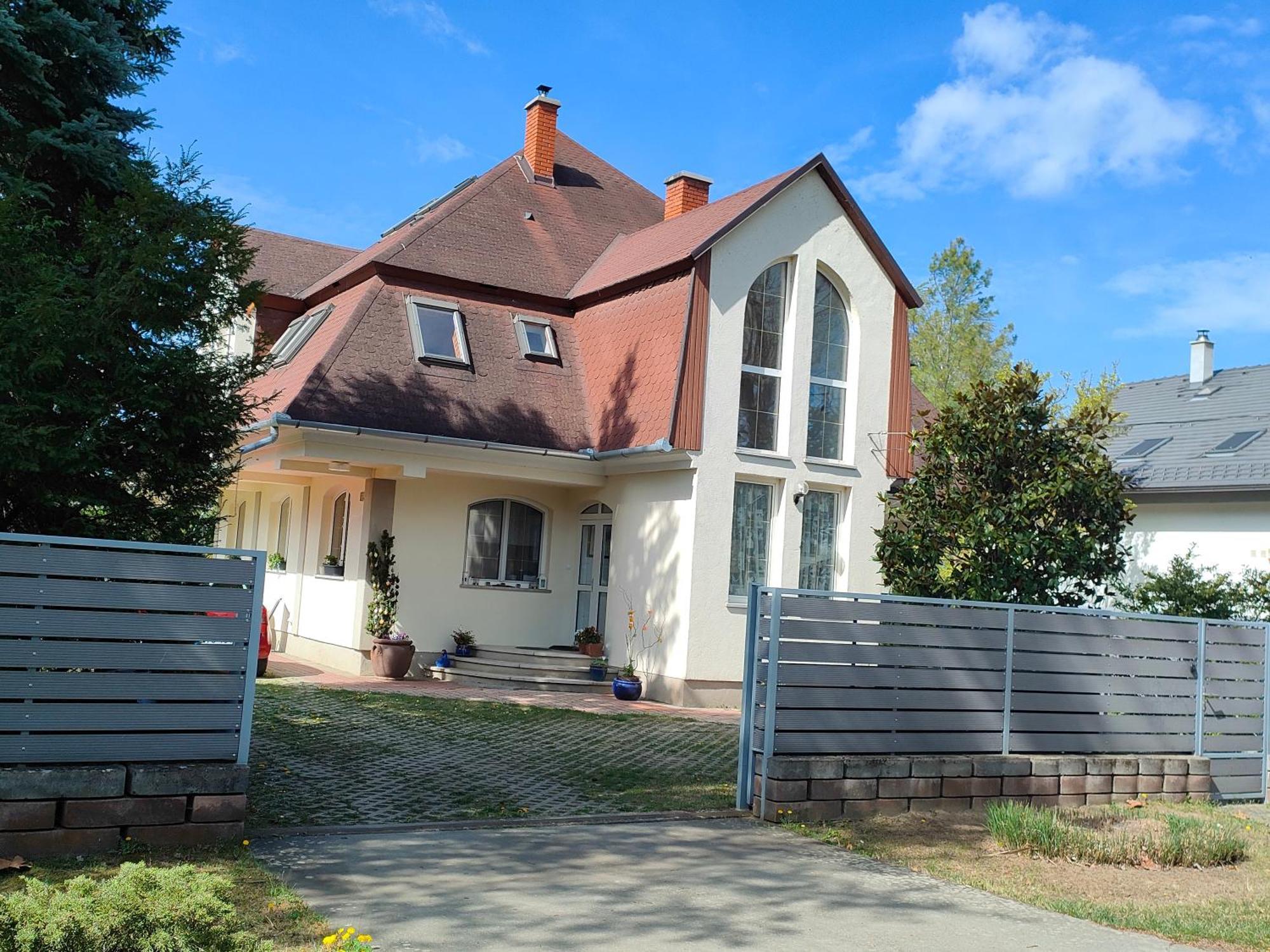 Perge Üdülövilla Balatonszarszo Exteriör bild
